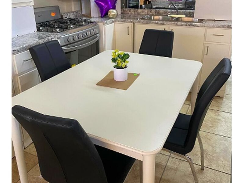 Estético Mesa Comedor México