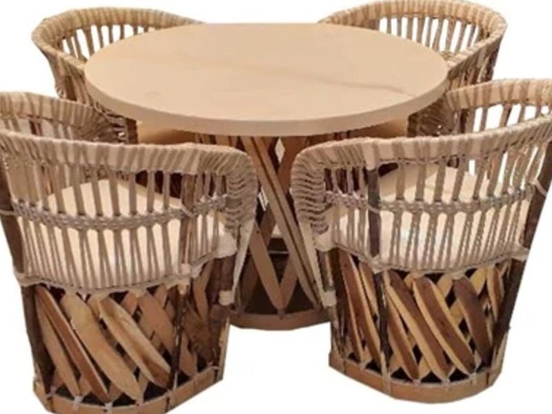 COMEDOR 4 SILLAS Y 1 MESA ACAPULCO México