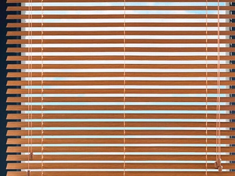 Persianas Semi Madera