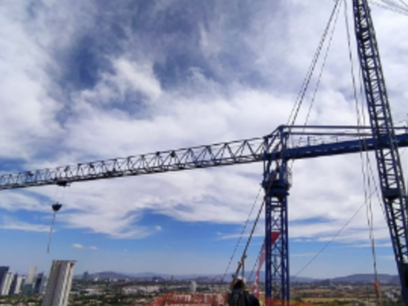 Grúa de carga pesada tipo Derrick Guadalajara