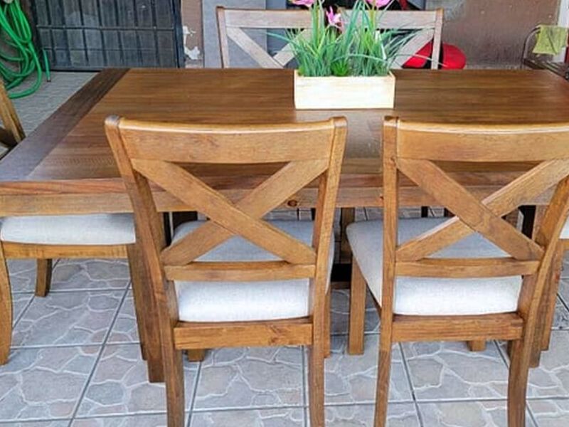 Elegante Mesa Comedor México