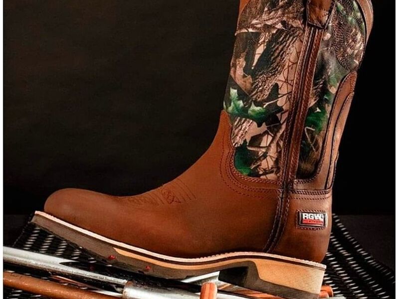 Botas bordadas México