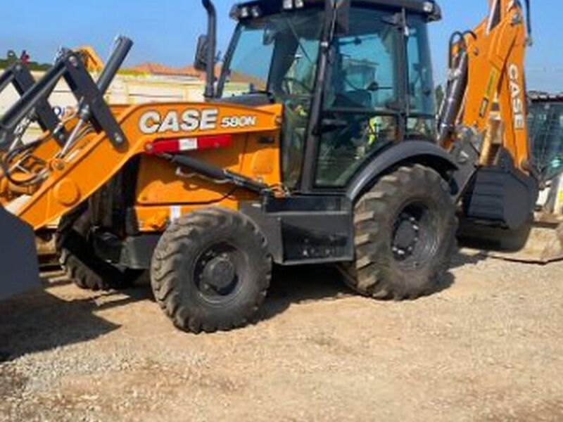 CASE 580N