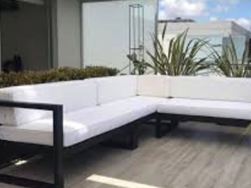 Sillón Tapizado Blanco Monterrey