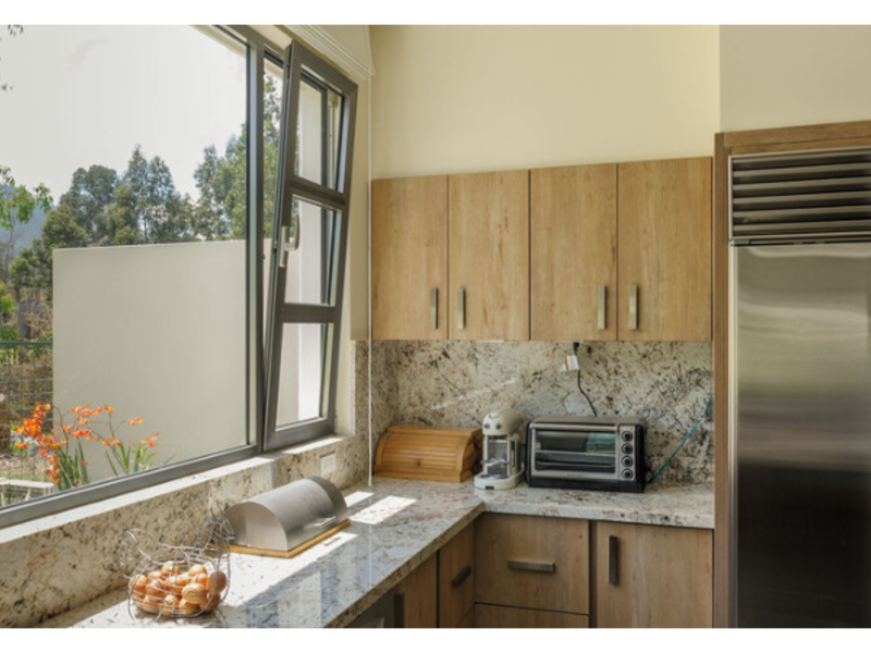 Practicable Standard Zamora