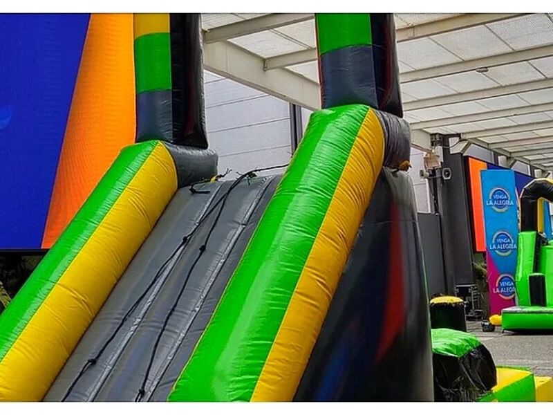 Inflable juego extremo CDMX