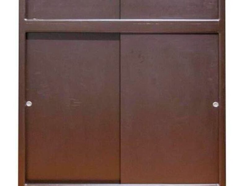 CLOSET CHOCOLATE 