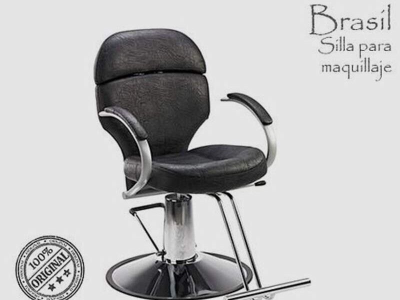 Silla negra de peluquero