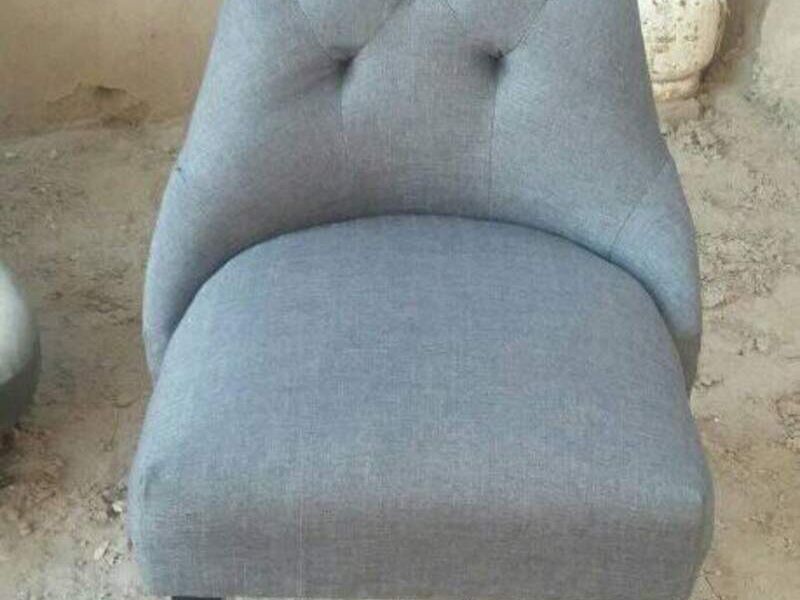 Silla Tapizada Gris Torreón