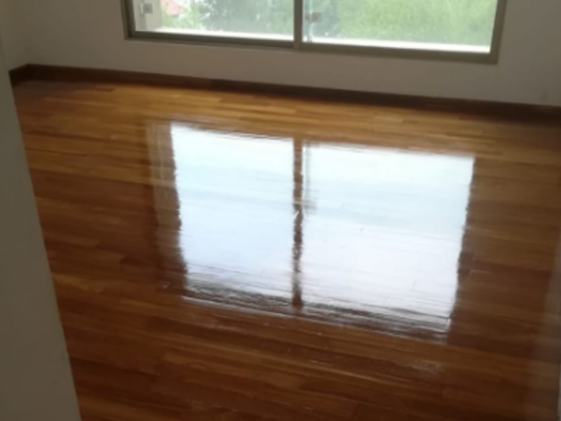 PISO LAMINADO MORELOS