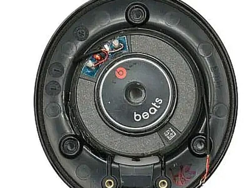 Reparación de bocina beats by dre solo 3 