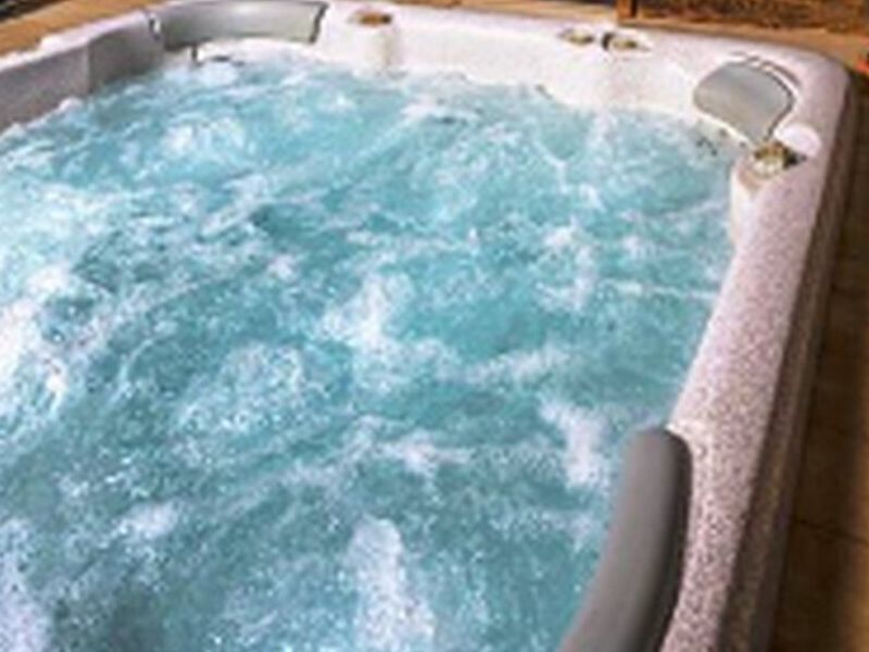 Diseño de jacuzzi de interiores México 