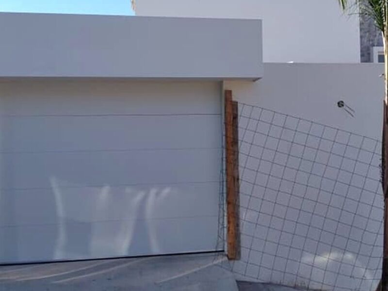 Puerta Garaje Tijuana