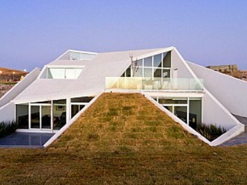 ARQUITECTURA CASA TRIANGULAR MEXICO
