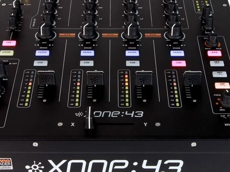 Mezcladora Allen & heath Xone México