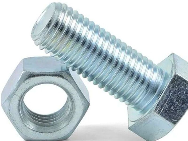 Tornillo 4