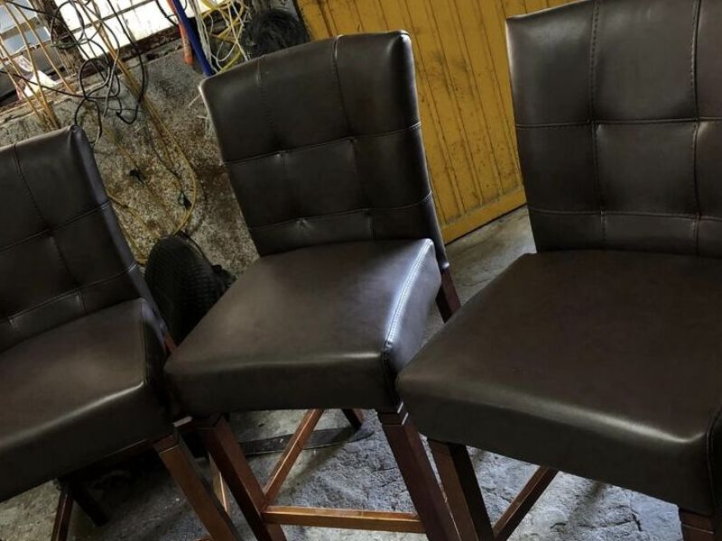 Silla Tapizada Negra Reynosa 