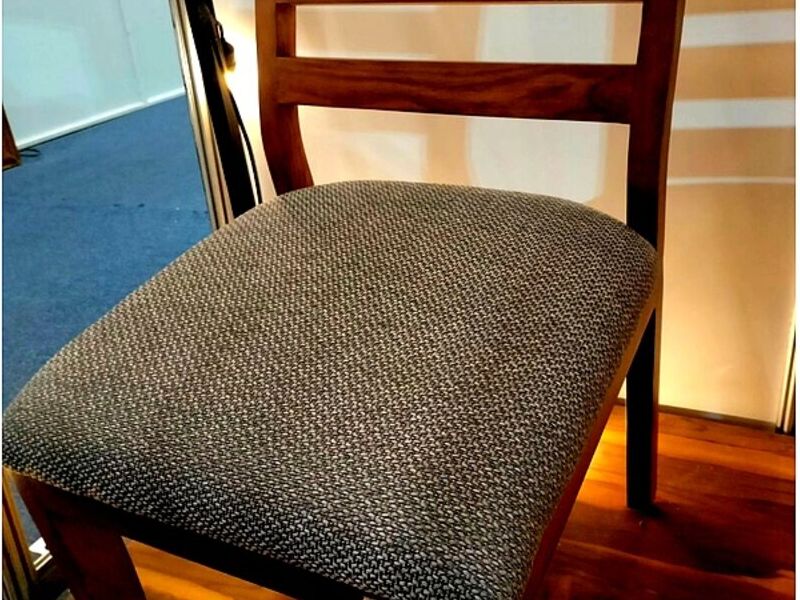 Silla madera asiento gris Mexico