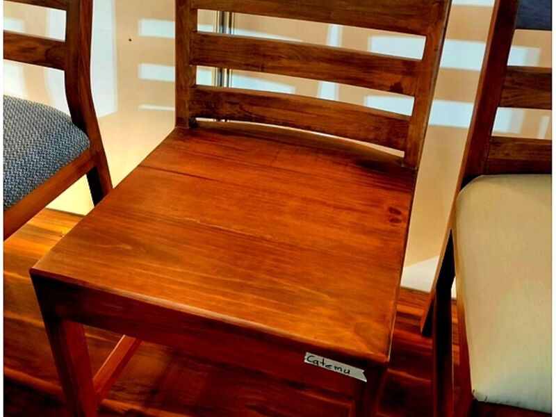 Silla madera cafe claro Mexico