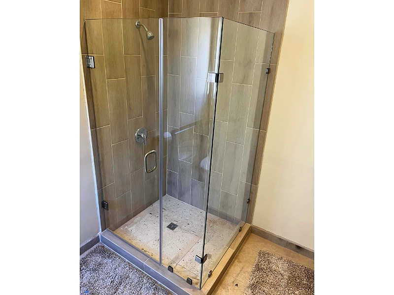 Puerta de baño con vidrio templado México