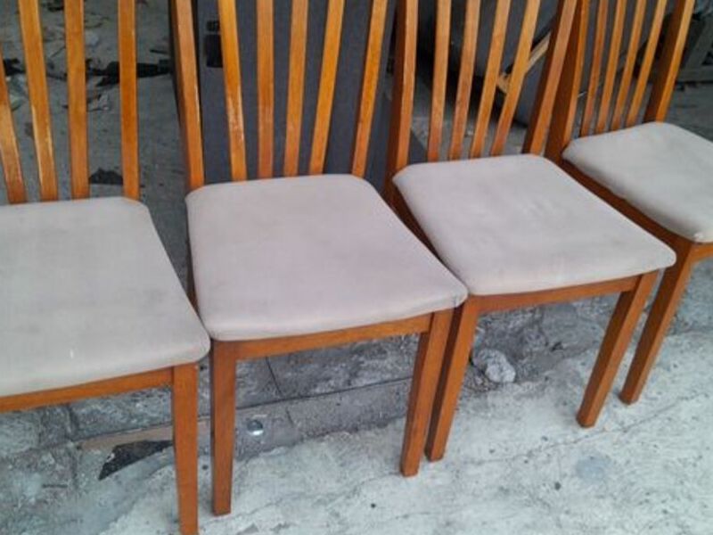 Sillas Tapizadas Ocre Colima 