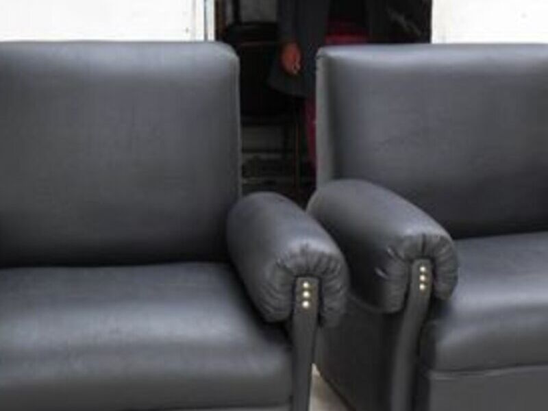 Sillón Tapizado Cuero Colima 