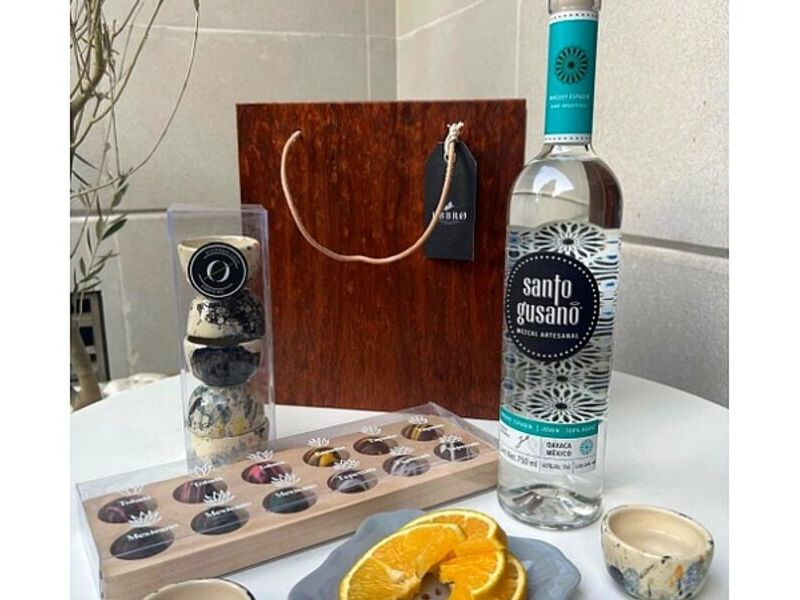 Bolsa de madera con asas de piel México 