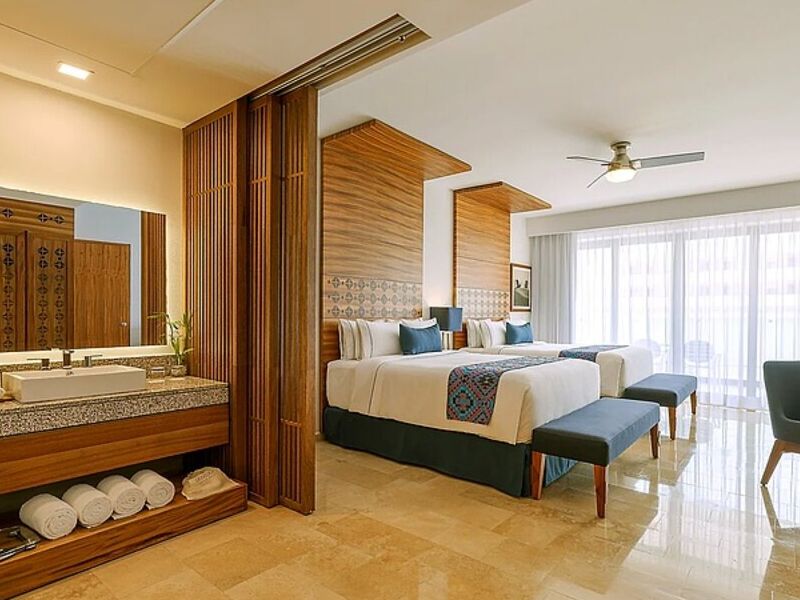 Proyecto Crown Paradise Rivera Maya México