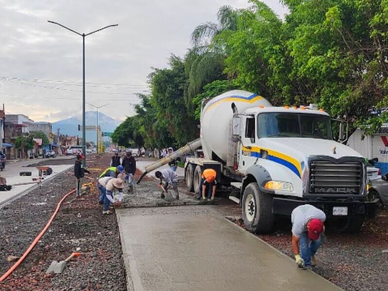Colado Banquetas DC Zamora México