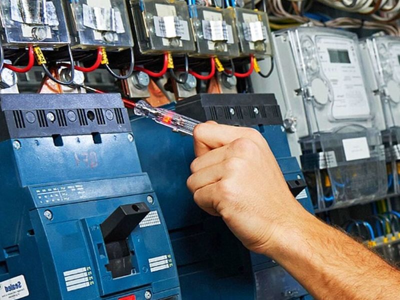 Instalacion sistemas electricos México