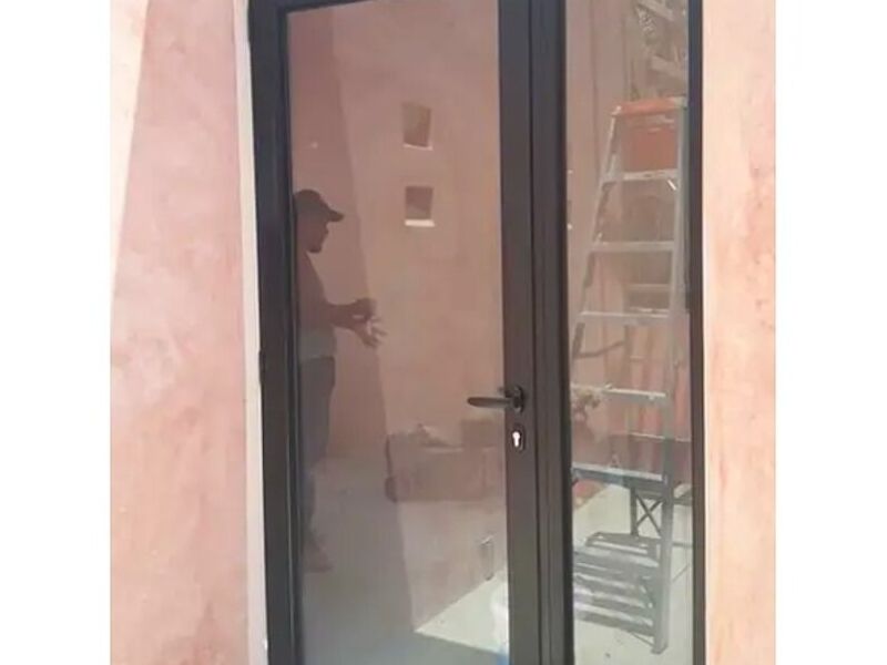 Puerta vidrio transparente México