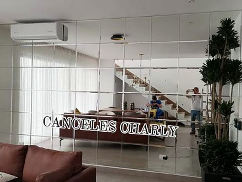 Muro de Espejos Biselados