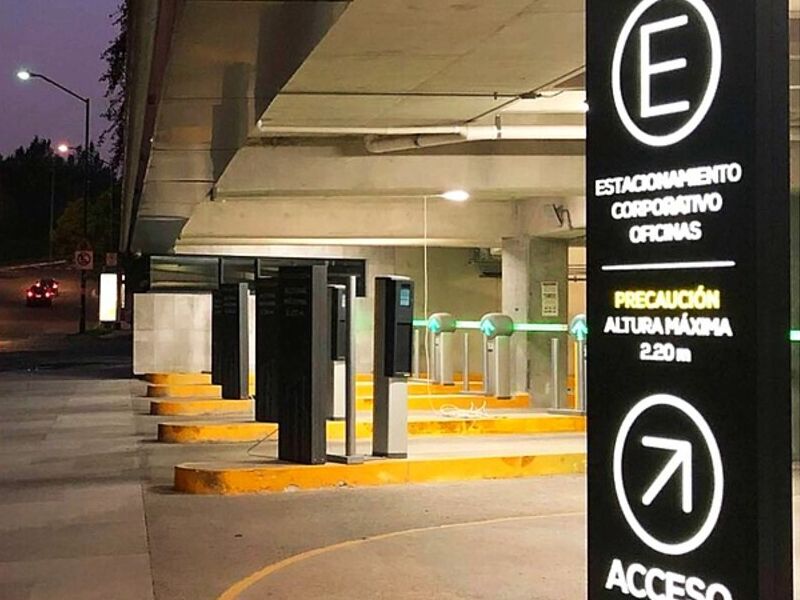 Tótem comercial México
