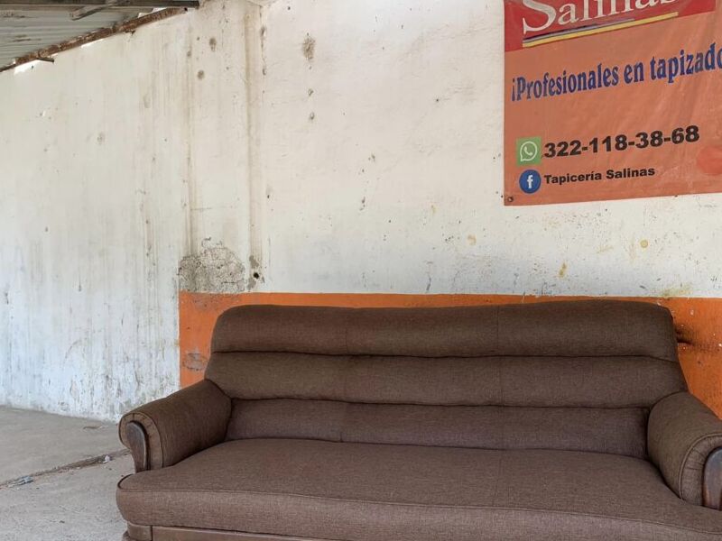 Sillón Tapizado Café Vallarta 