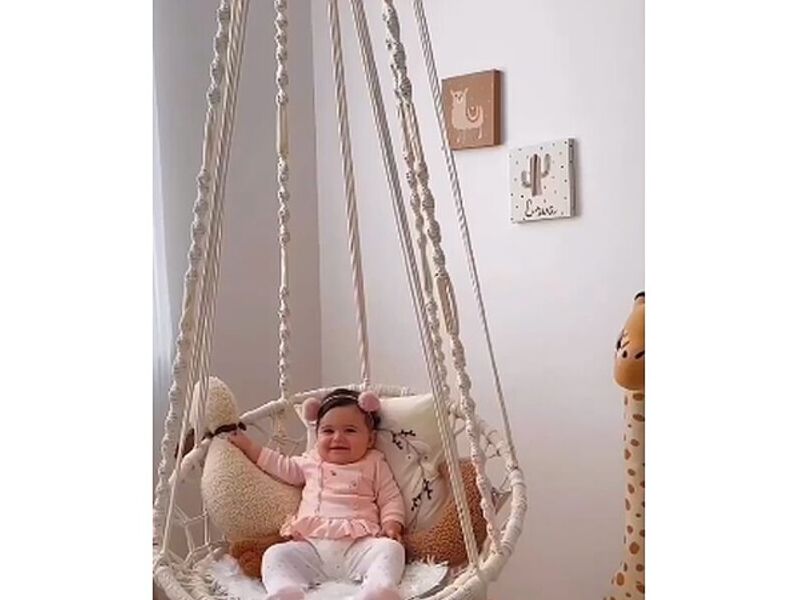 Mecedora de madera forrada  México