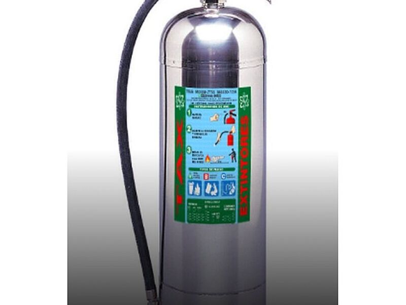 EXTINTOR Agua a Presión