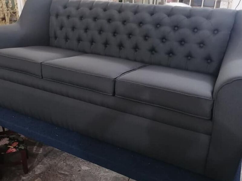 Sillón Tapizado Negro Villahermosa 