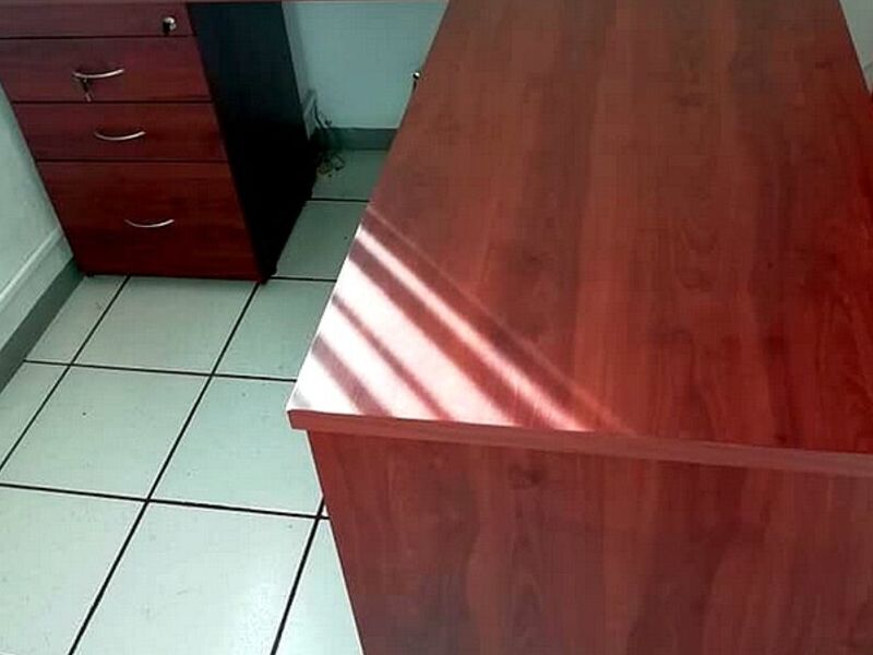 Escritorio lateral CDMX