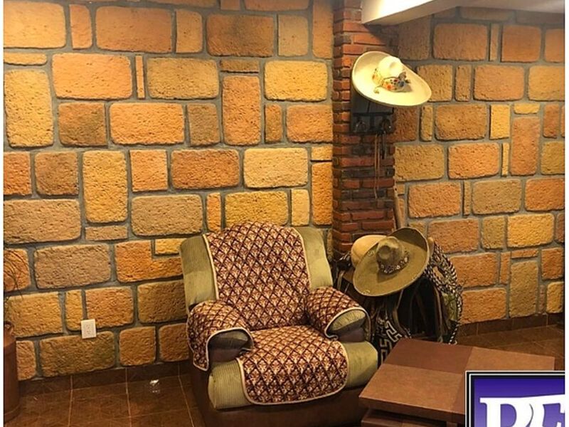 Piedra naranja México