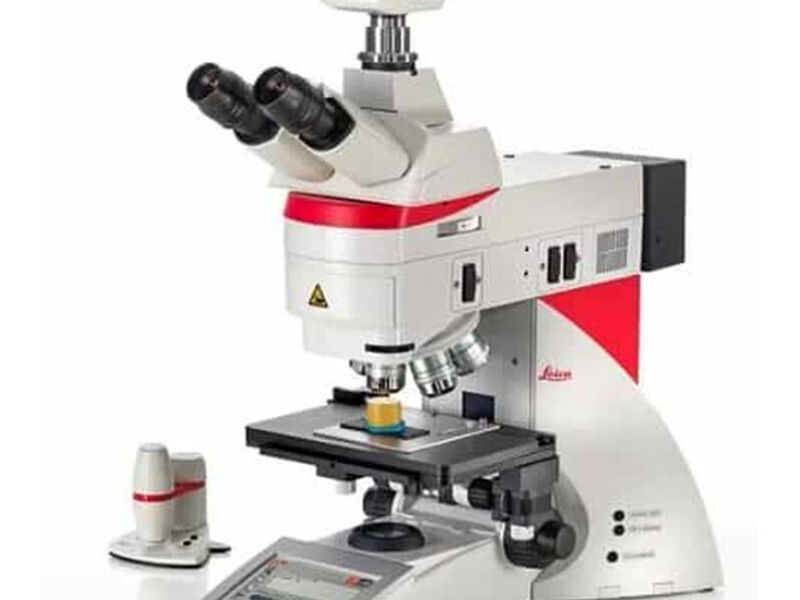Microscopio Vertical de Materiales Leica