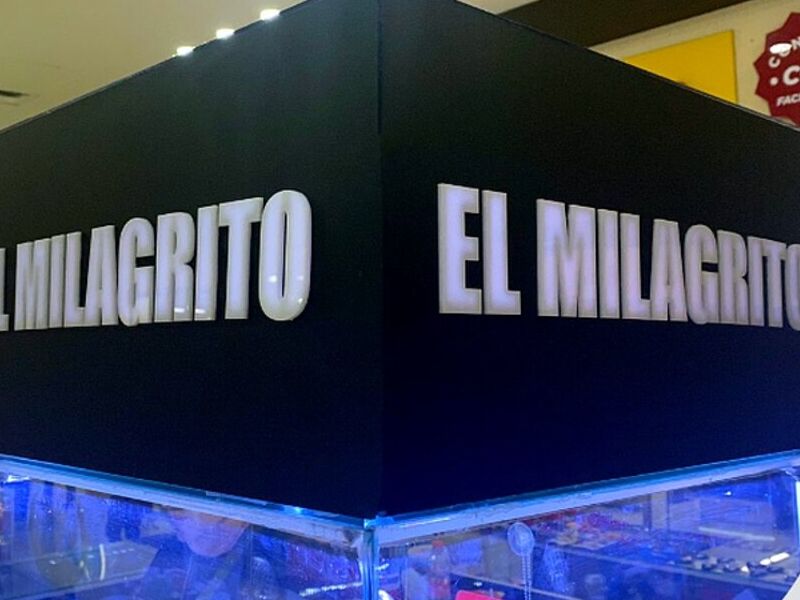 Letrero acrílico brillante México