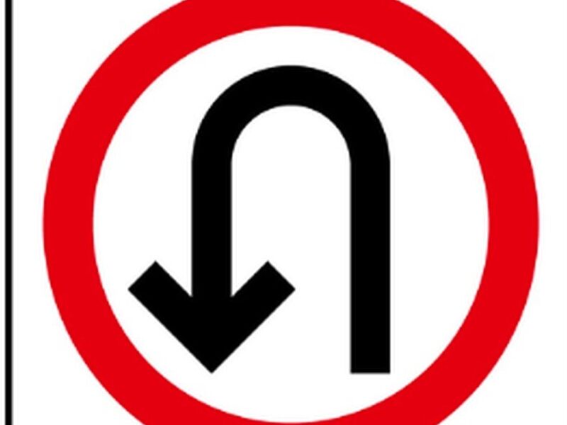 Señalética vial vuelta U México