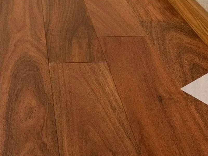 Piso Madera Canela