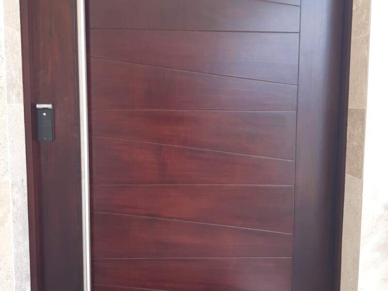 Puerta Madera Cedro México