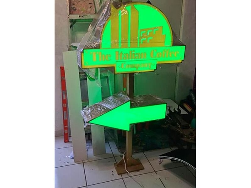 Totem acrílico México