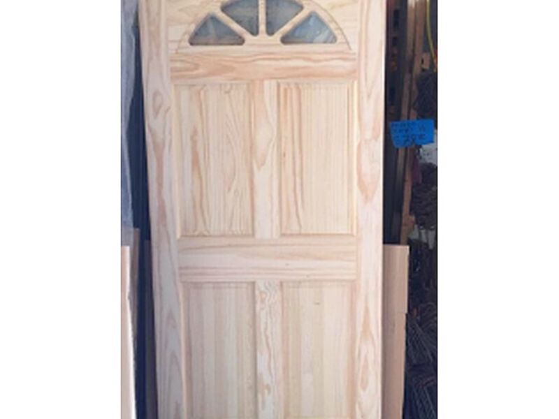 Puerta madera