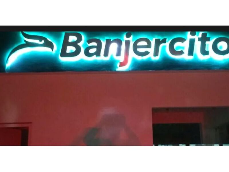 Letrero Luminoso México