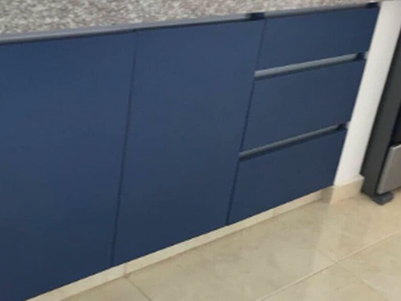 Mesón cocina azul
