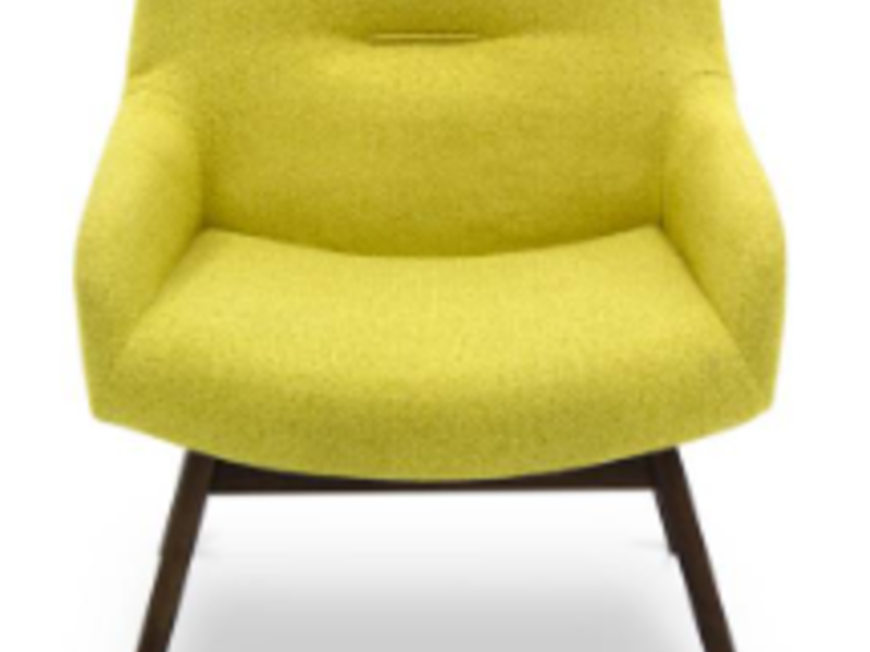 Silla madera color amarillo