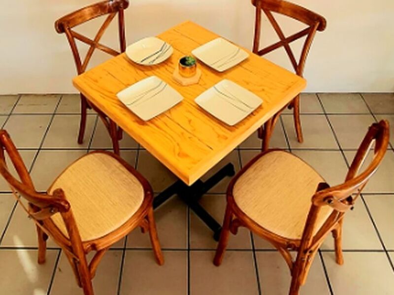 Mesa para Restaurante Vintage con 4 sillas